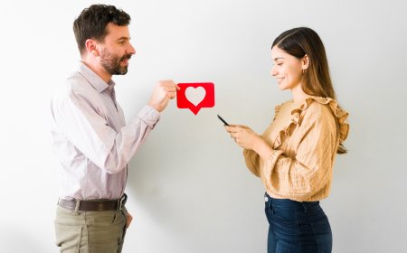 Meta Introduces AI Assistant for Facebook Dating