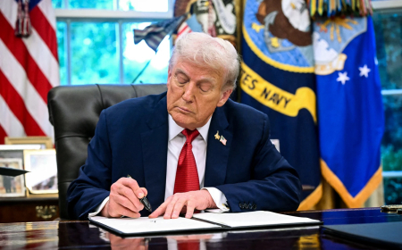 Trump signs executive order to facilitate TikTok deal
