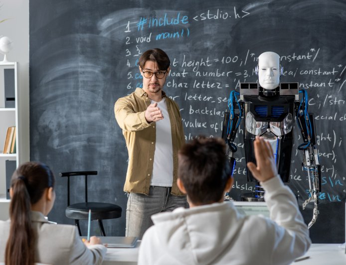 Why Students Should Learn AI: Free Courses, Jobs & Top Startups in 2025