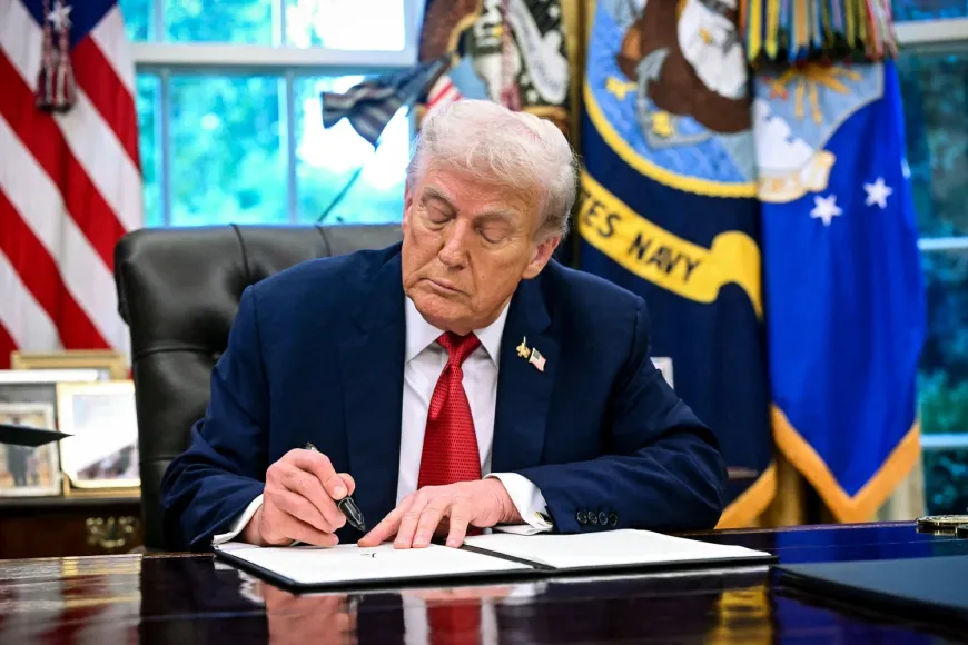 Trump signs executive order to facilitate TikTok deal