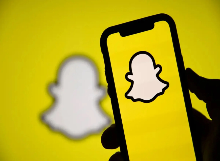 Snapchat caps free Memory storage, launches paid storage plans