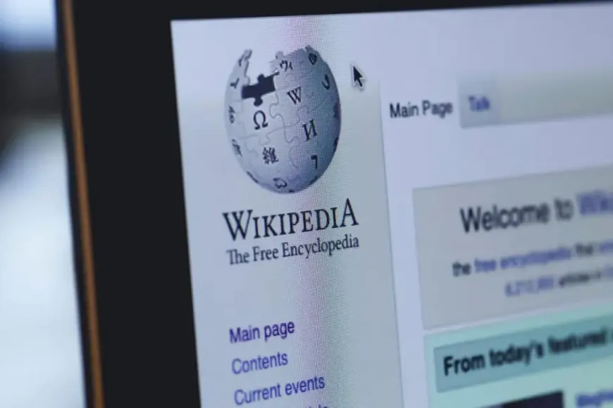 The Best Guide to Spotting AI Writing Comes From Wikipedia