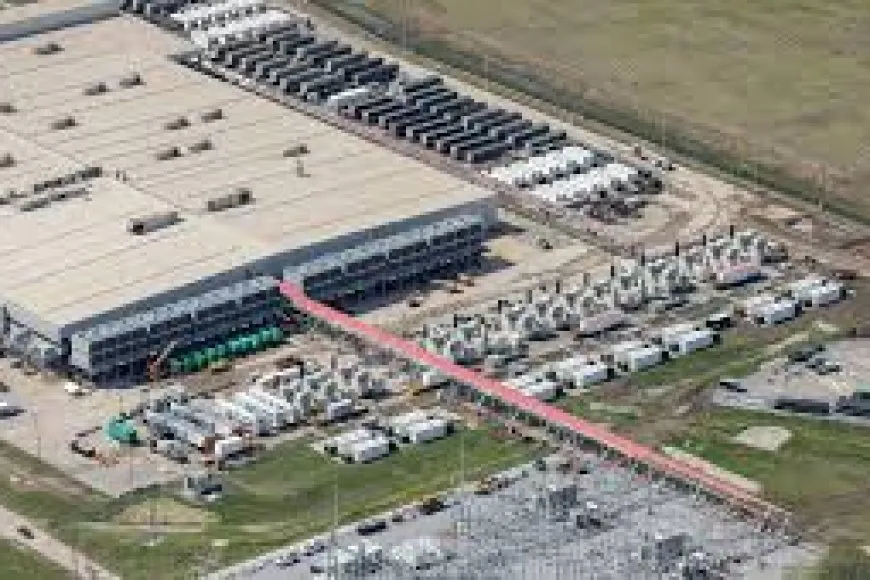 Musk’s xAI Plans Small Solar Farm Next to Colossus Data Center