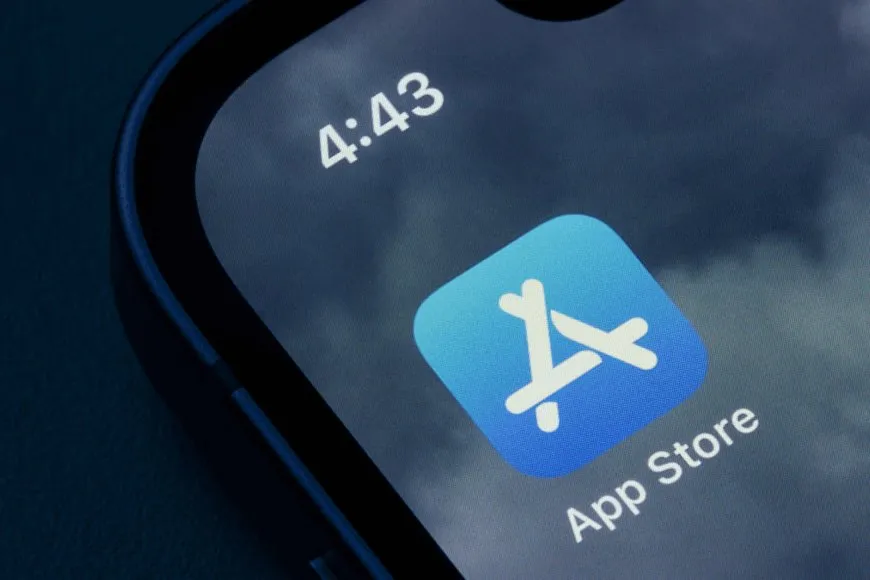 Apple Opens Up Its App Store to Competition in Japan
