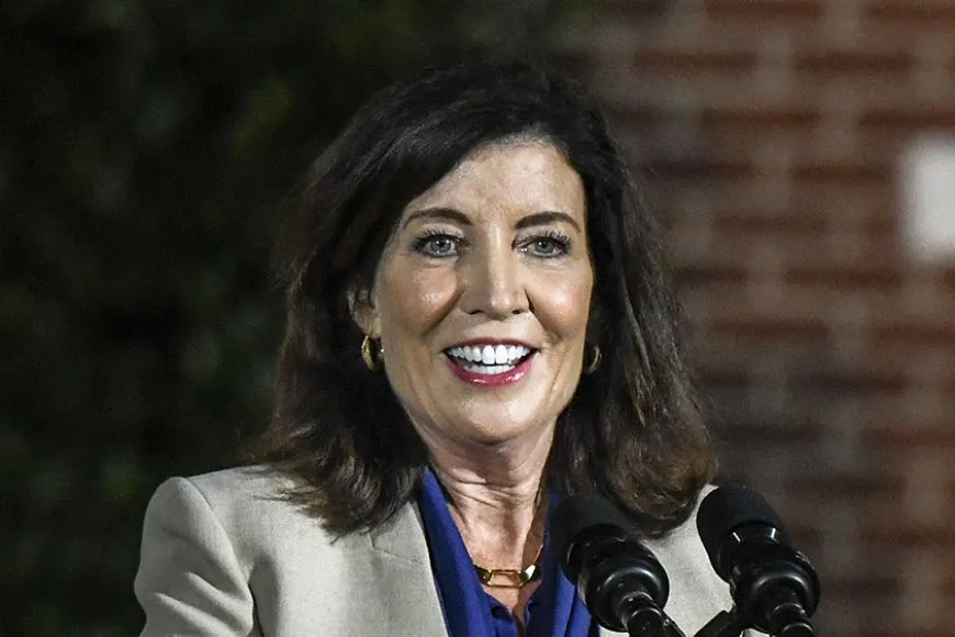 New York Governor Kathy Hochul Signs RAISE Act to Regulate AI Safety