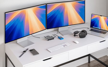 The Minimal Thunderbolt 5 Desk Setup: One Cable, Zero Clutter, Maximum Power