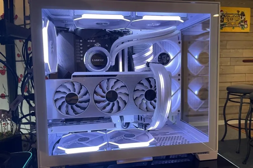 $2000 Gaming PC Build Guide (2026): A Classic LTT-Style Build That Makes Sense