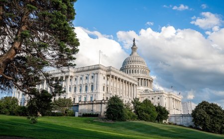 The Washington Post is retreating from Silicon Valley when it matters most