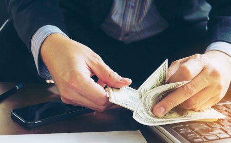 Cash App adds payment links so you can get paid in a DM