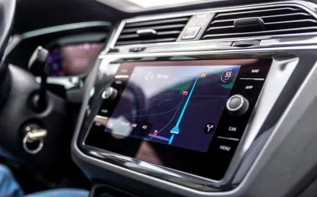 Apple is working to make CarPlay compatible with AI chatbots like ChatGPT