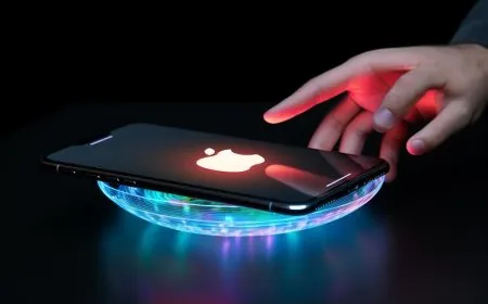 Apple’s Siri revamp reportedly delayed… again