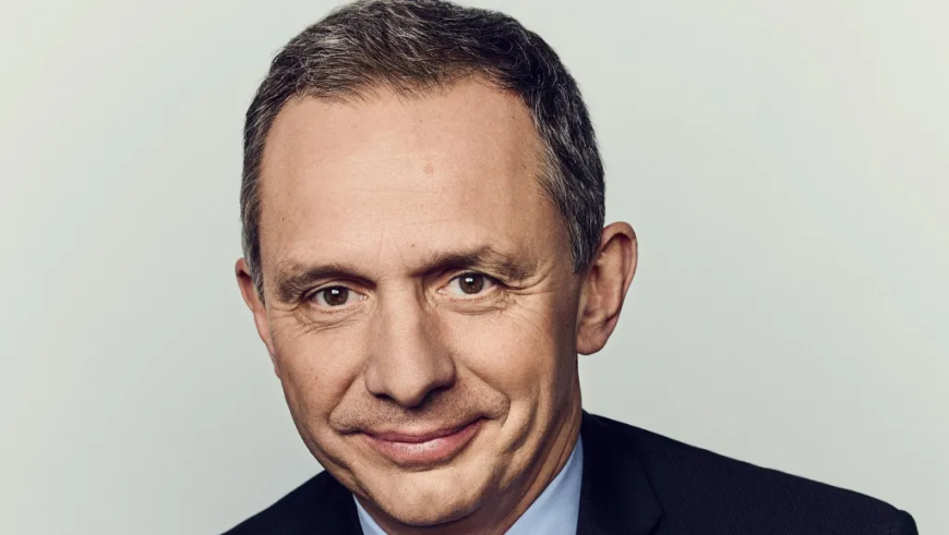 PayPal hires HP’s Enrique Lores as its new CEO