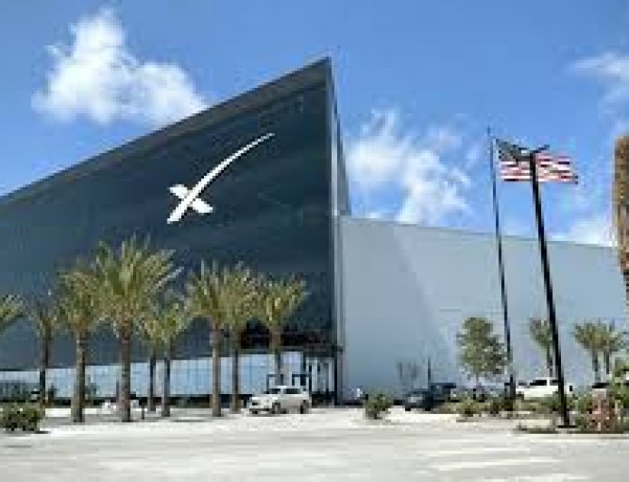 Elon Musk’s SpaceX Company Town Is Getting a Police Department