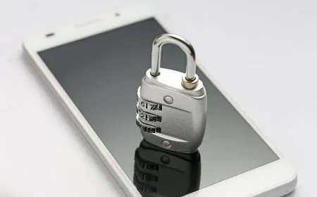 Apple reports zero spyware breaches for users in Lockdown Mode