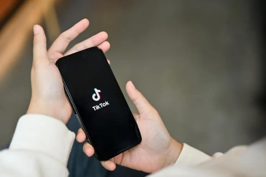 TikTok experiences outages in the US after the second Oracle service disruption since the sale