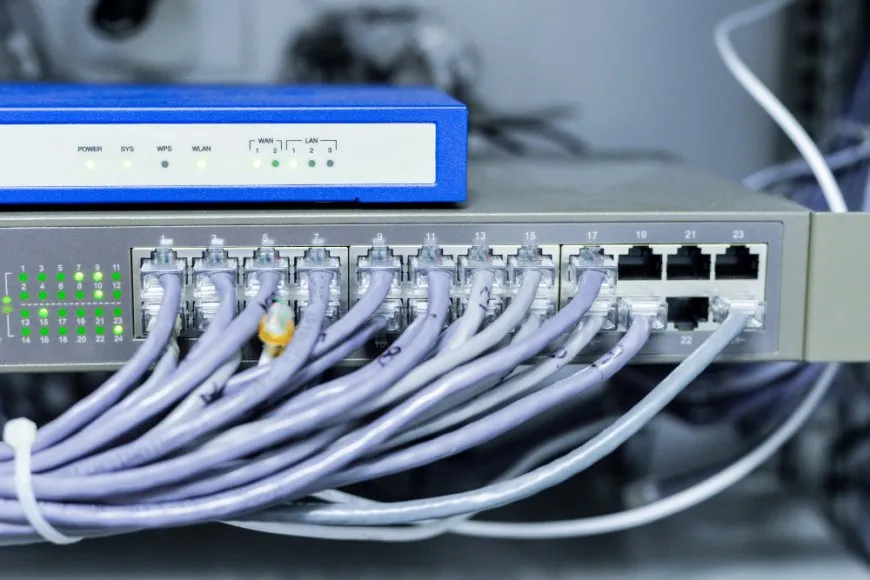FCC blocks import of new foreign-made consumer routers over security concerns