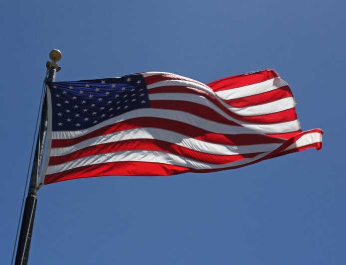 US weighs broad new restrictions on semiconductor chip exports