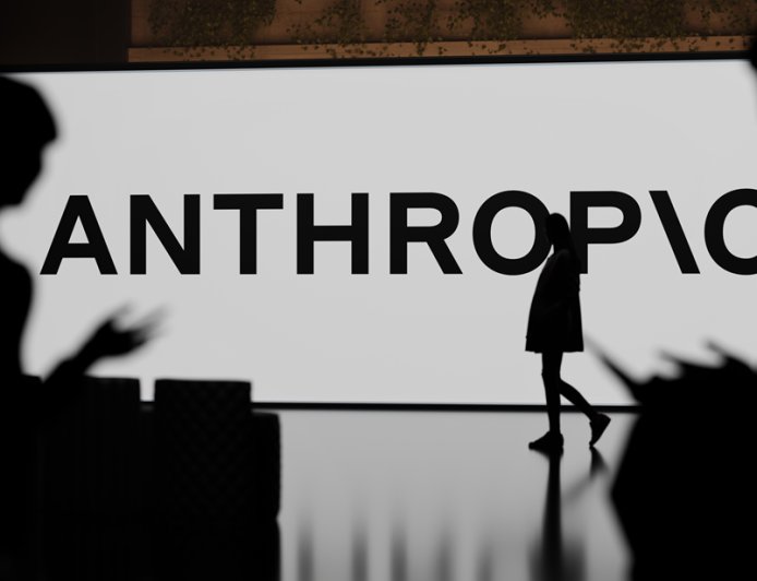 Elizabeth Warren criticises Pentagon move blocking Anthropic, calls it retaliation