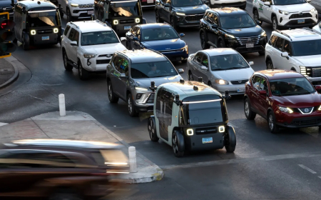 Zoox expands robotaxi service to Austin and Miami