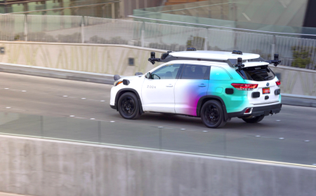 Zoox begins mapping Dallas and Phoenix to prepare for robotaxi service