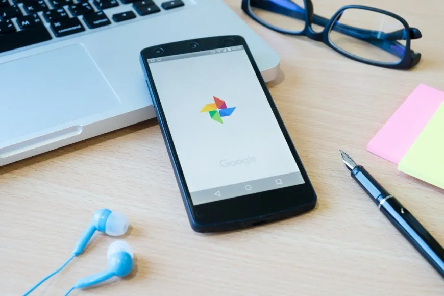 Google Photos rolls out new quick touch-up editing tools