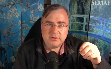 Reid Hoffman comments on the growing ‘tokenmaxxing’ debate