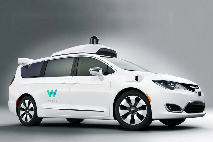 Waymo robotaxis now detect potholes and share real-time data with Waze