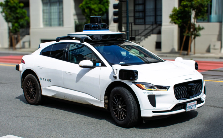 Robotaxi Market Faces Real-World Challenges as Autonomous Mobility Expands