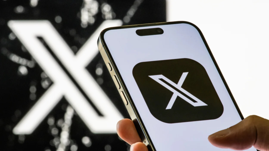 X rolls out a dedicated XChat messaging app for iOS
