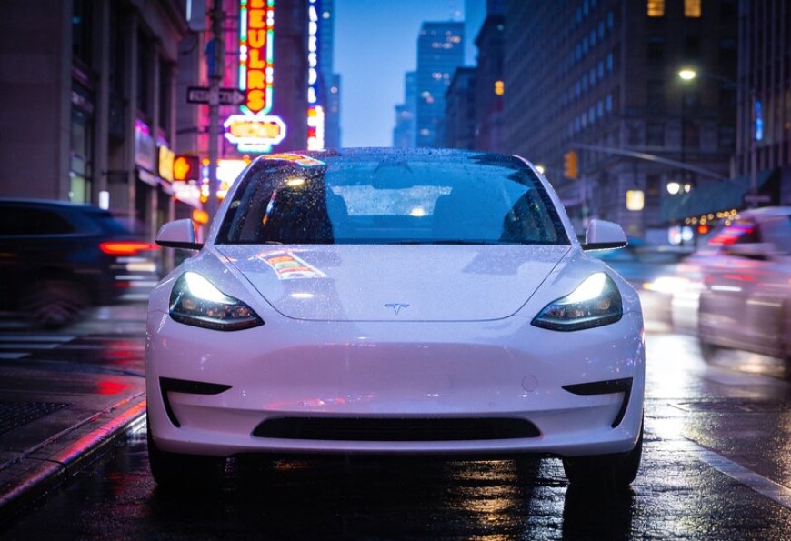 Tesla Responds After Deadly Texas Crash Sparks Autopilot Debate