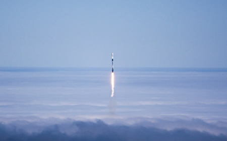 SpaceX Sets Share Price at $135 in Record-Breaking Public Offering