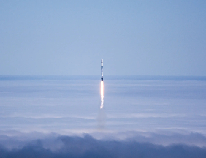 SpaceX Sets Share Price at $135 in Record-Breaking Public Offering