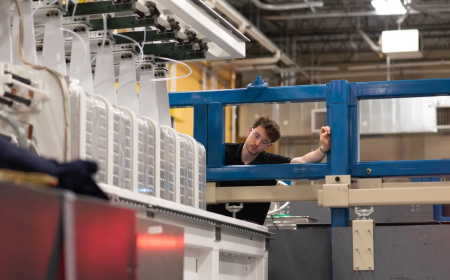World’s largest privately funded laser facility begins operations