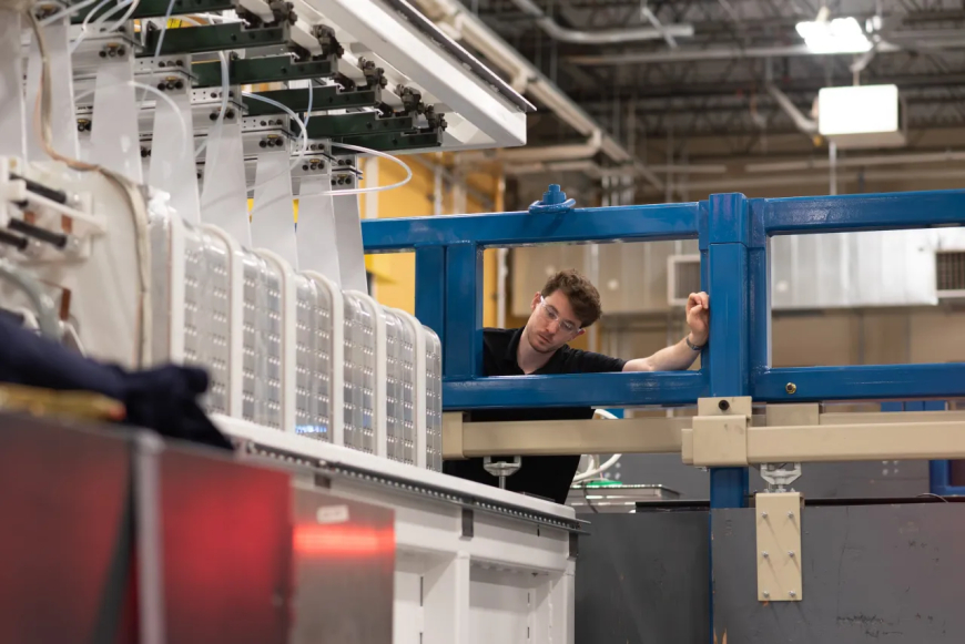 World’s largest privately funded laser facility begins operations