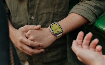 Granola Brings AI Meeting Transcription to Apple Watch