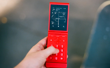 Light Launches $299 Flip Phone With Minimalist Features and Colourful Design