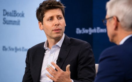 Apple Seeks Injunction in Trade Secrets Case Against OpenAI