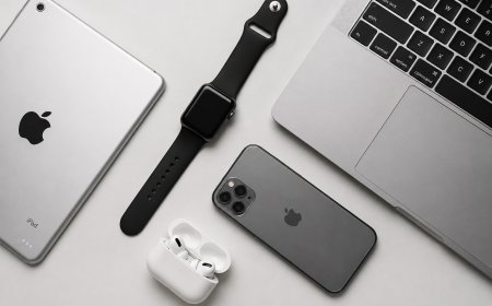 Apple Stockpiles Inventory as It Braces for Significant Supply Constraints