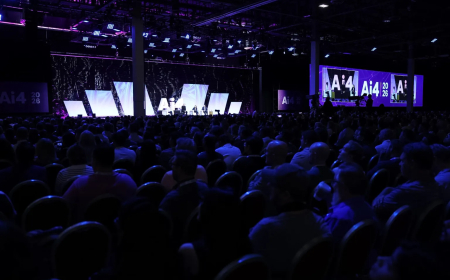 AI Pioneers Hinton, Li and Ng Debate Open Models and Safety