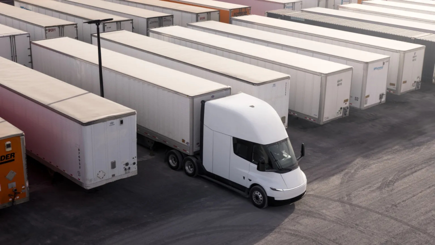 Einride Plans to Add 500 Tesla Semis to Electric Truck Fleet