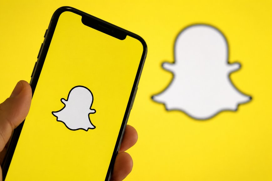 Snapchat Stops Rewarding Fully AI-Generated Spotlight Videos