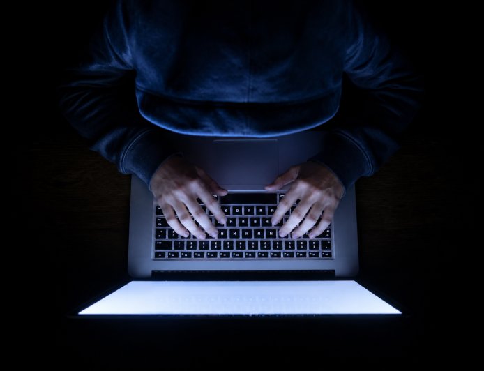 US Opens Offensive Cyber Operations to Vetted Private Firms