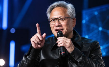 Jensen Huang Takes Trump Call on Stage as AI Slowdown Debate Continues