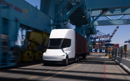 Tesla Begins Semi Customer Deliveries After Years of Delays