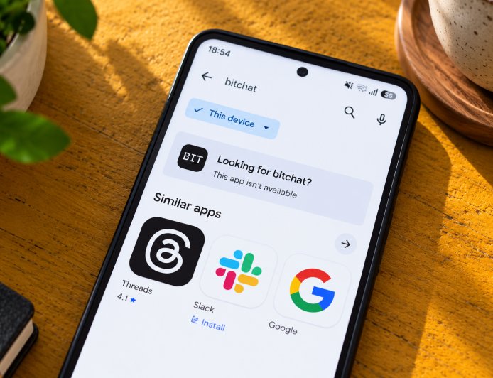 India Orders Apple to Remove Jack Dorsey’s Bitchat From App Store