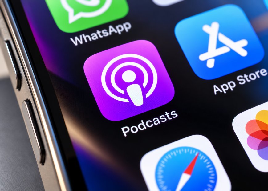 Apple Licenses Huxe AI Audio Technology in Startup Hiring Deal
