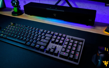 Razer DeathStalker V2 Pro TKL: A Low-Profile Wireless Gaming Keyboard